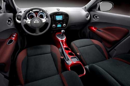Nissan Juke Black Interior. nissan juke 2010.