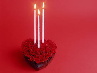 Cake of Love Wallpaper