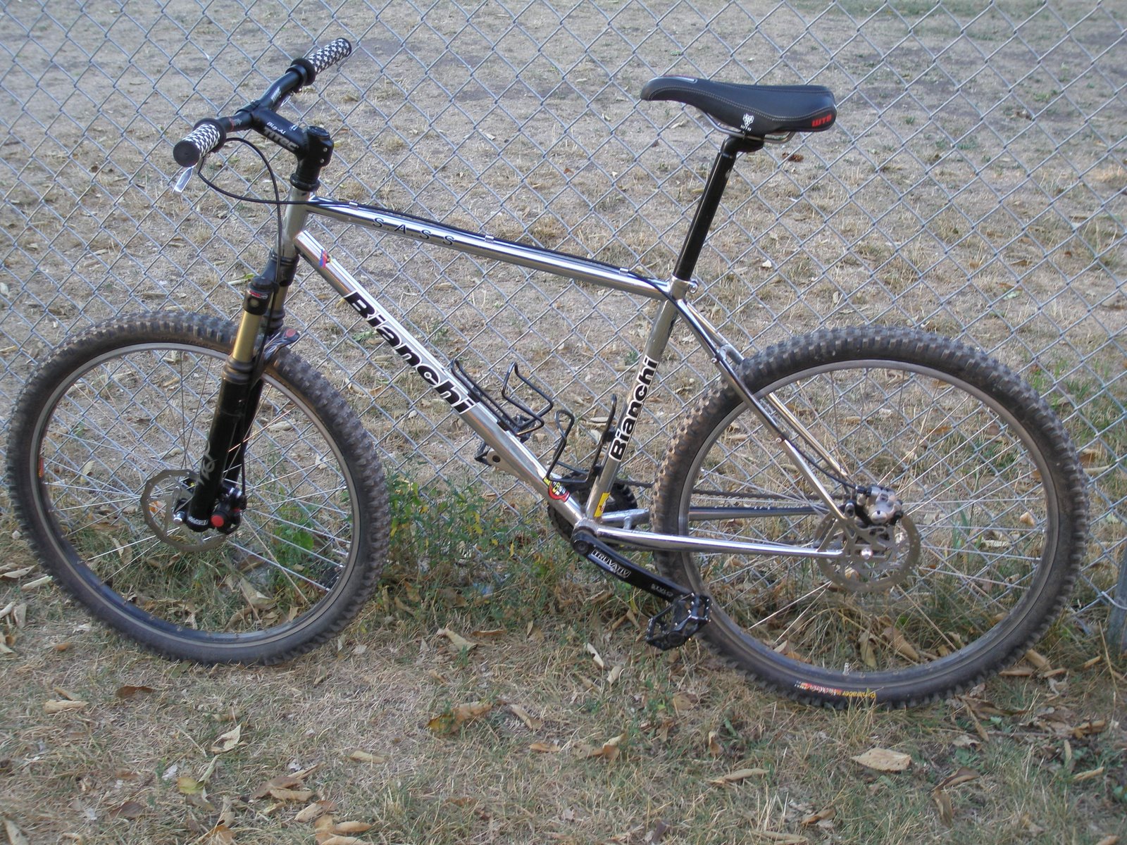 [Erika's+bianchi+SASS.JPG]