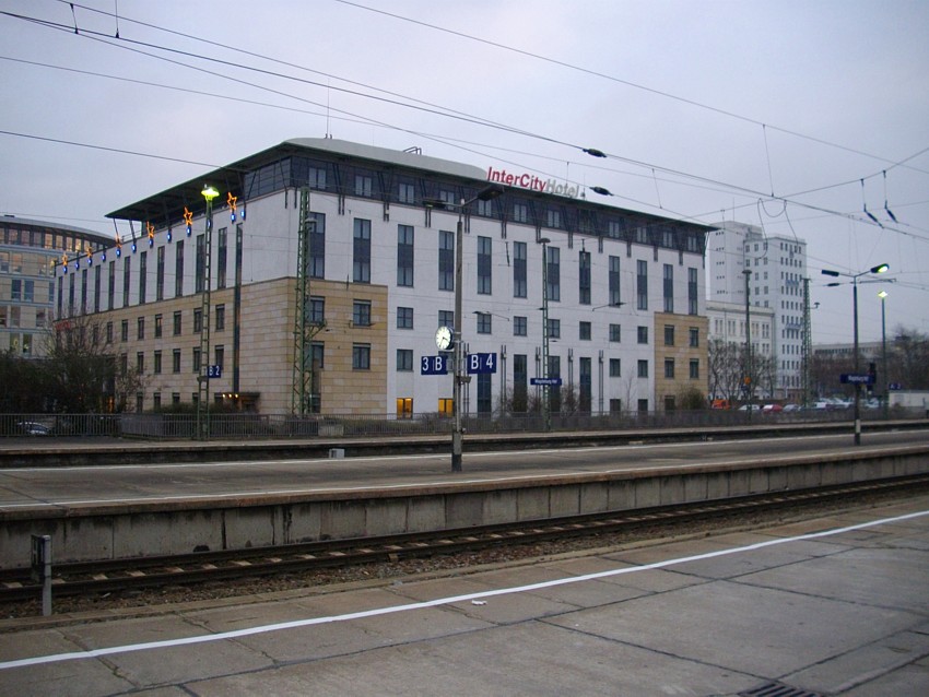 Veredit Photographic Poems Die Grune Zitadelle Von Magdeburg