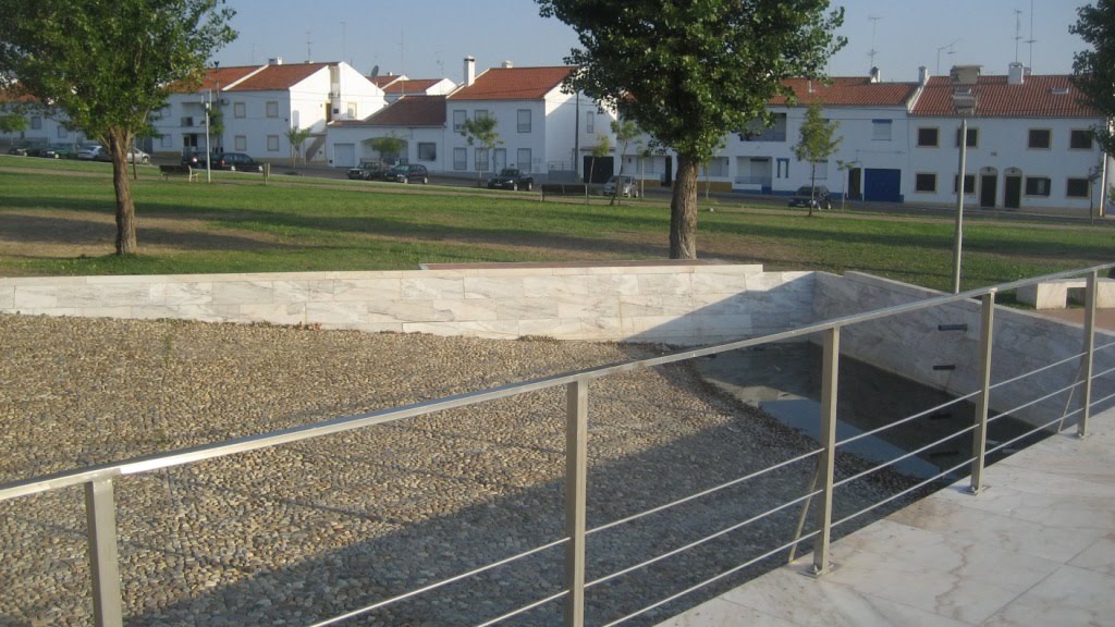 [2009-+057.jpg]