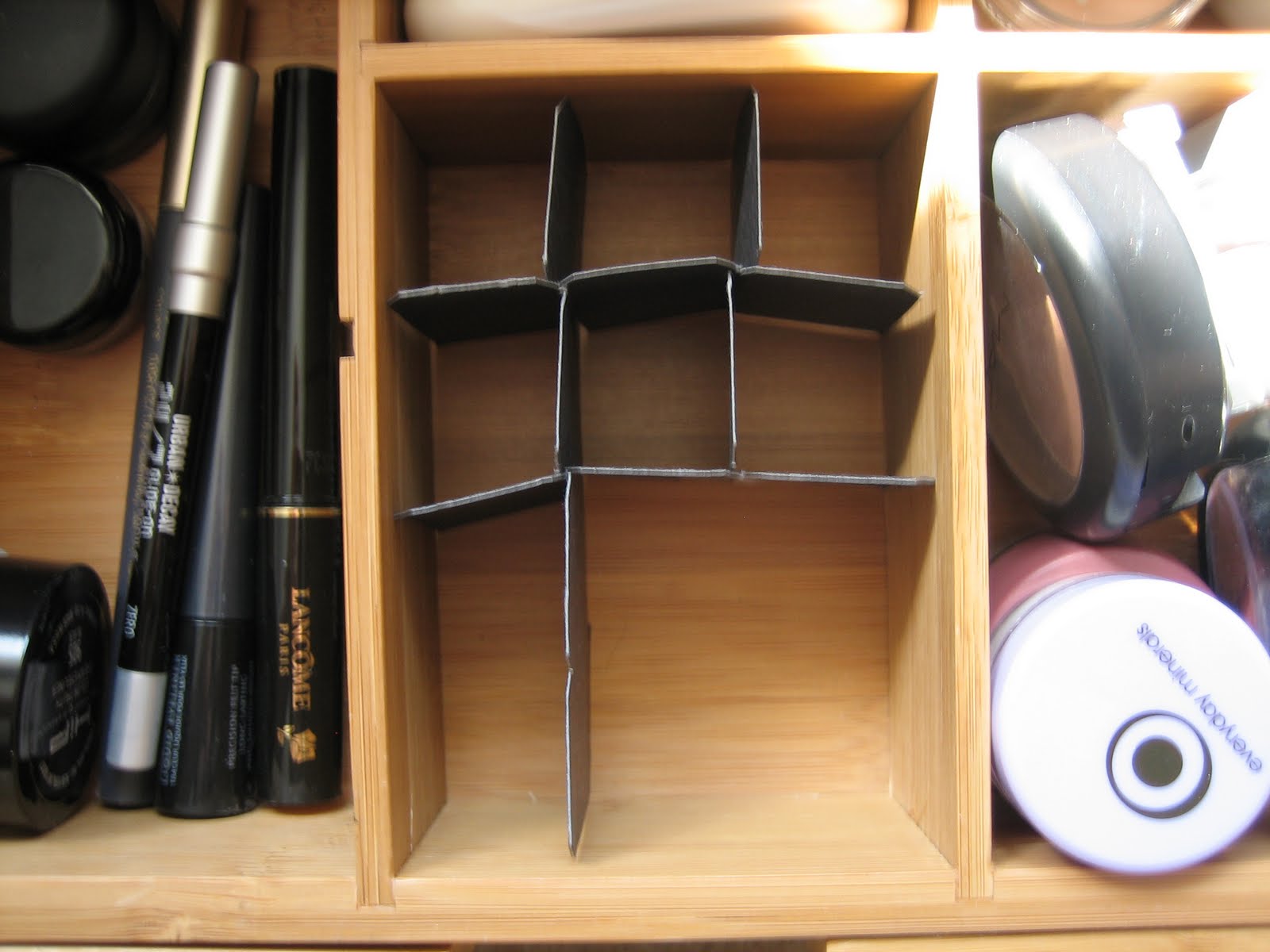 [Organizers+in+place+(5).jpg]