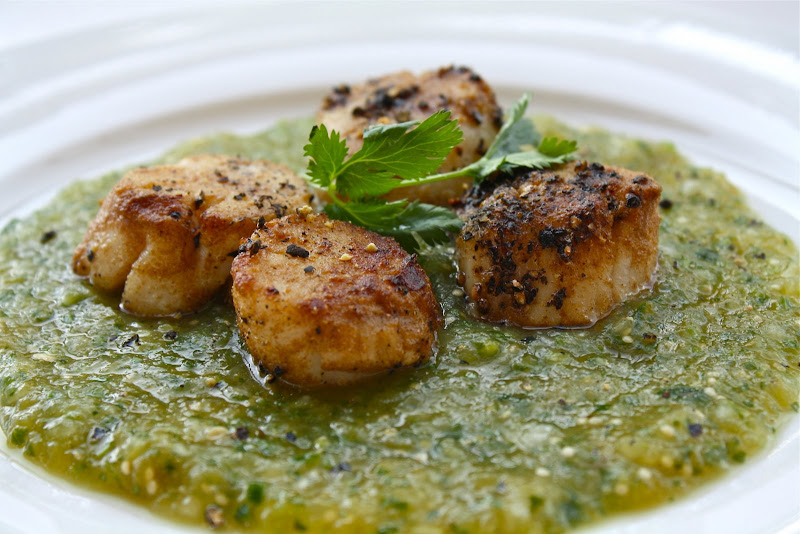 PepperGrilled Sea Scallops With Roasted Mexican Green Sauce