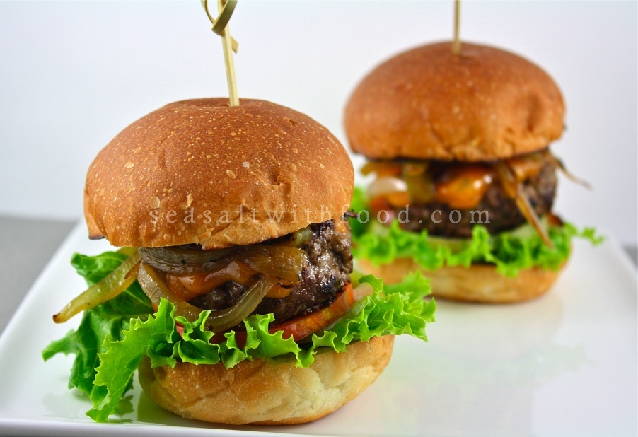 Mini Burger With Green Chilies