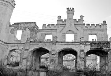 Замок в Пионерском (Крым)
