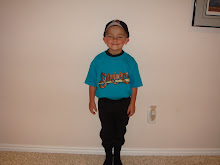 payton finally started his baseball season & he's ready to play ball.  Lookin good bud!!!