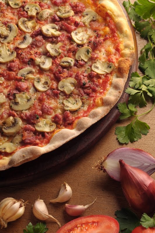 Na panela do Anacreon: Pizza e vinho na Piola Pizzaria