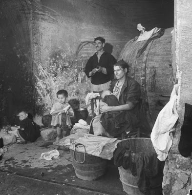 Women+breastfeeding+husbands