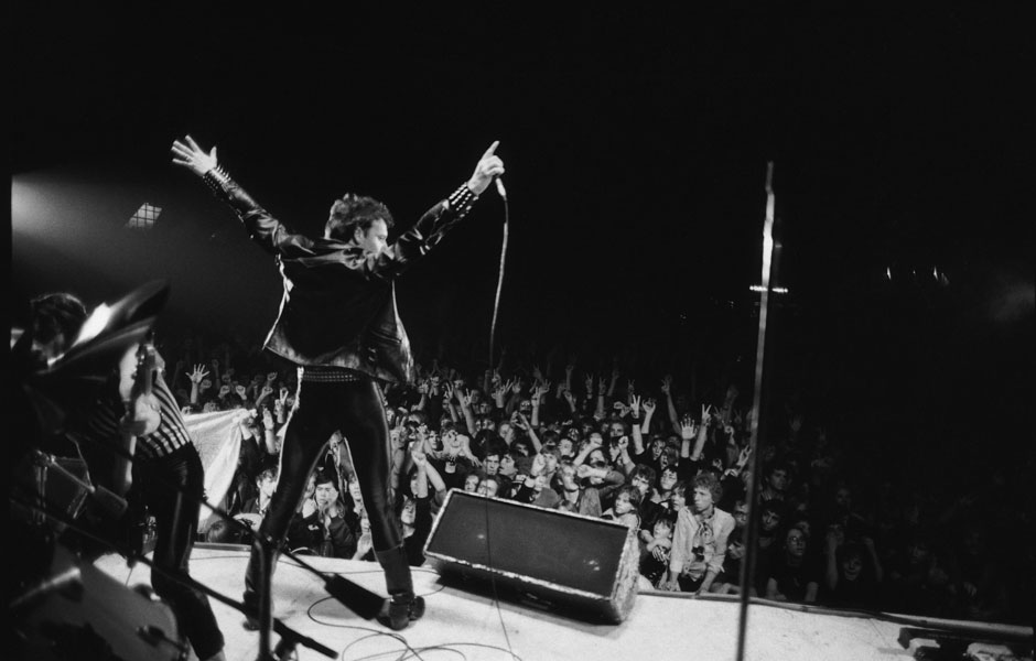 Ross Halfin: Iron Maiden - Fotografias - IRON MAIDEN 666