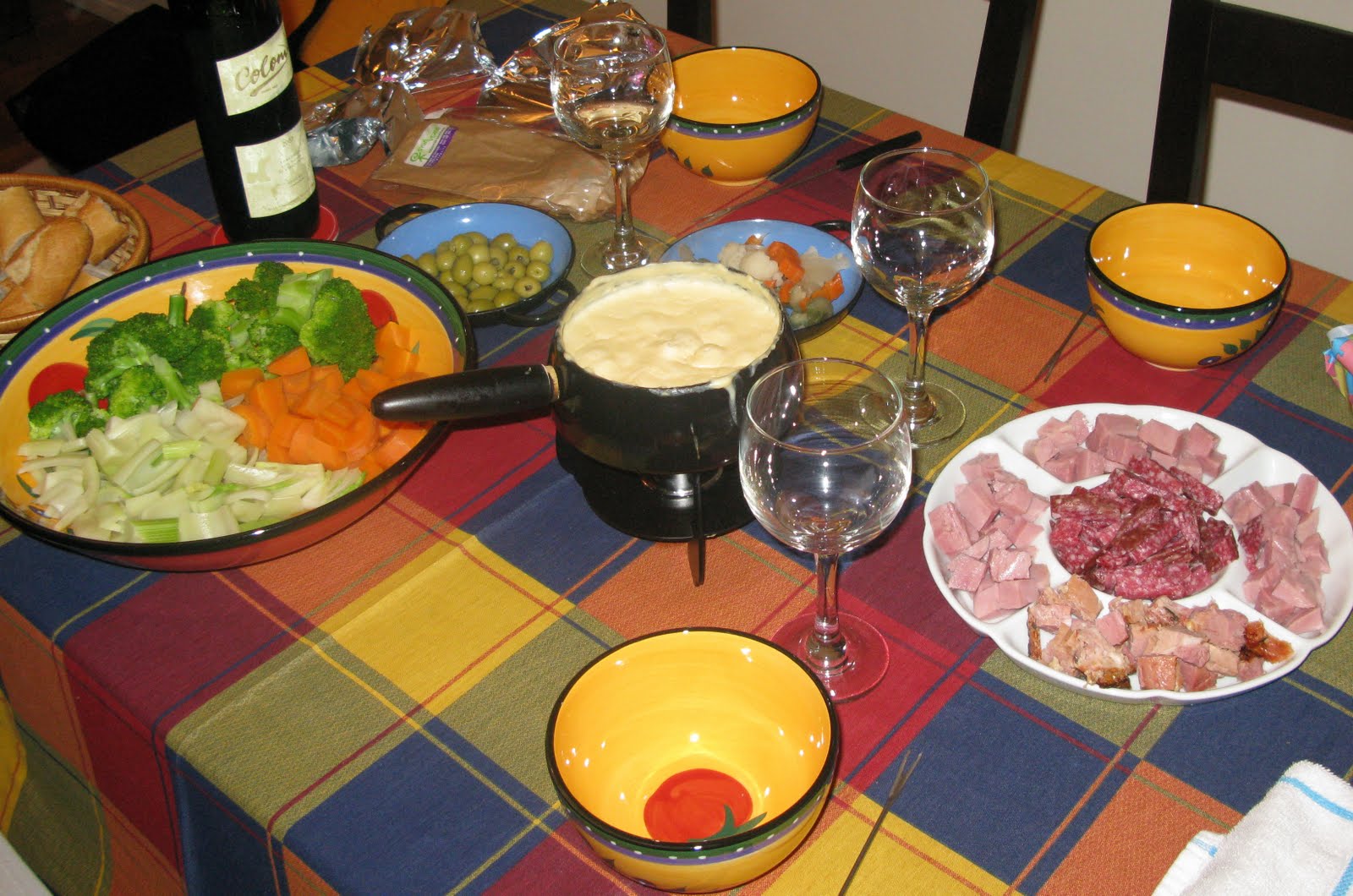 Recetas para después de las 22hs. FONDUE DE QUESO ENTRE AMIGOS