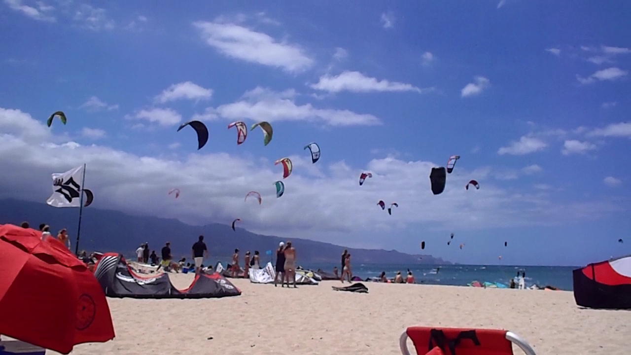 Maui Kiteboarding Kiteboarding / Kitesurfing