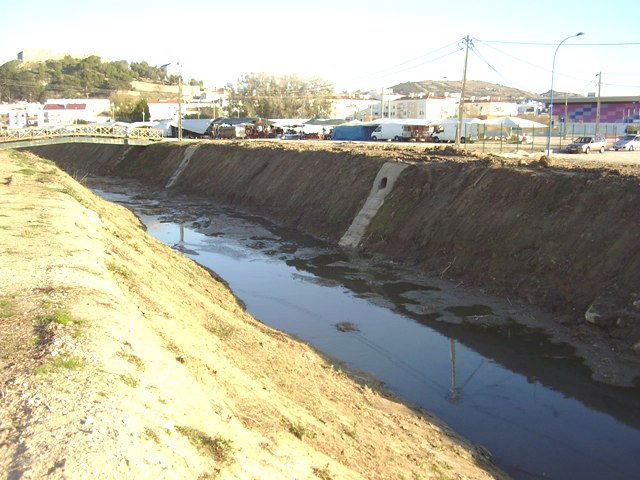 [PB170026.JPG]