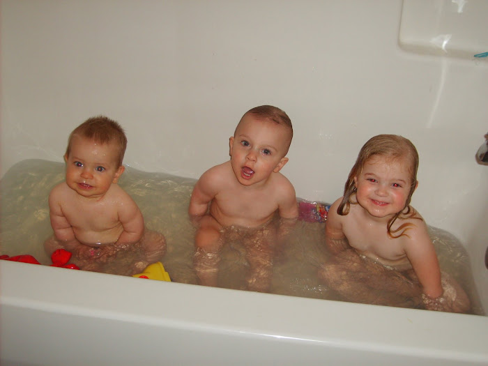 3 cousins in a tub