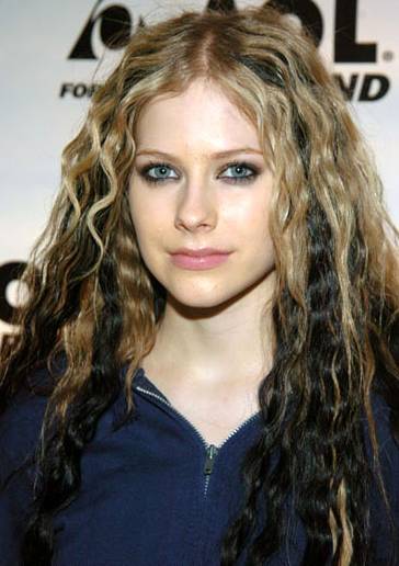 brown and blonde hair ideas. Avril Lavigne New Hair Styles