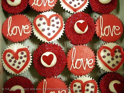 [love+cupcakes.jpg]