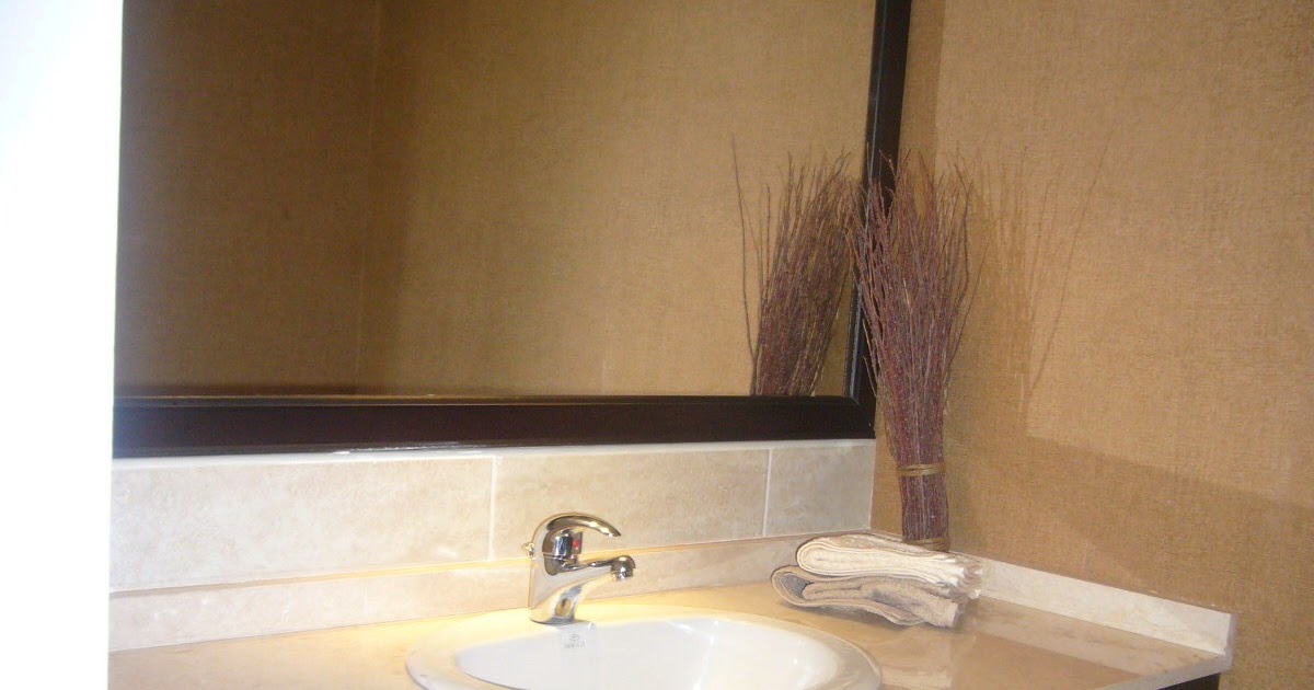 CORPORACIÓN EL BUEN MUEBLE: BAÑOS