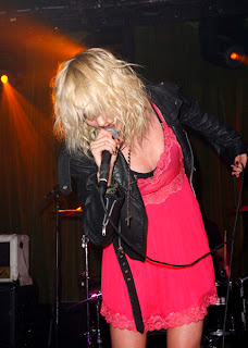 Taylor Momsen Hot photo