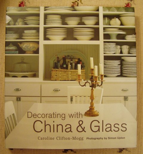 [Table+books+013.JPG]