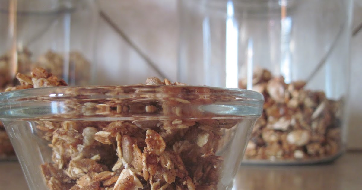 Mum in Bloom Recipe Crispy Crunchy Lumpy Applesauce Granola