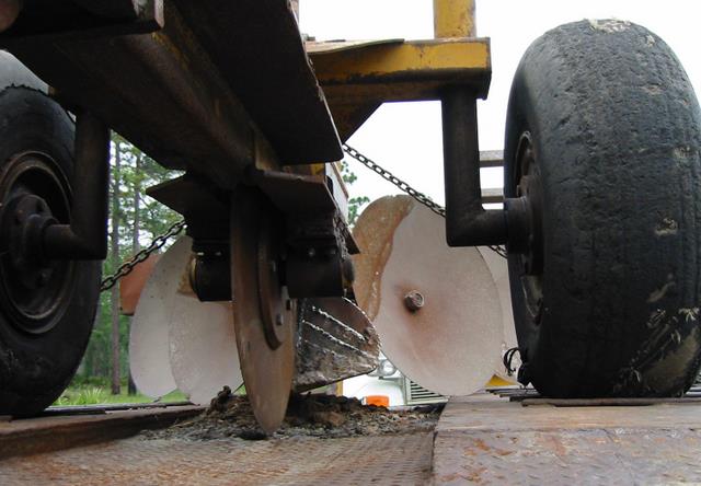 [TractorPlowUpClose.JPG]