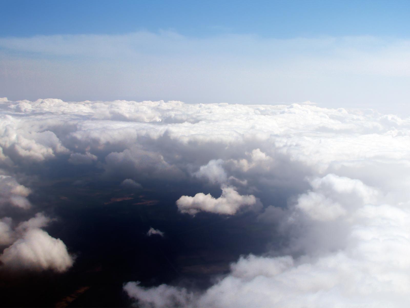 [cloud+3.JPG]