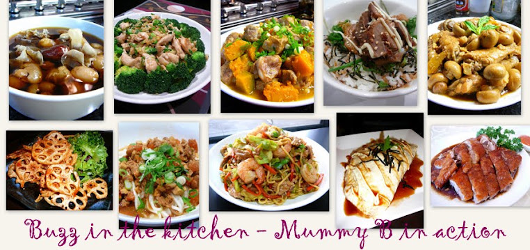 Buzz in the kitchen - Mummy B in action