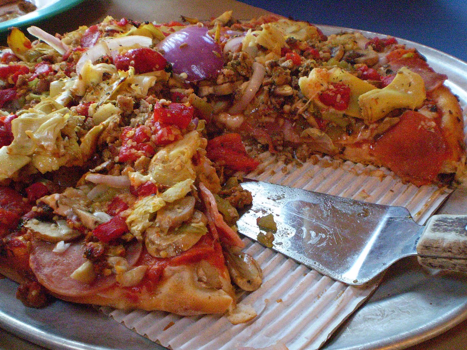 Elva Eats Review Village Pizza Corrales, New Mexico