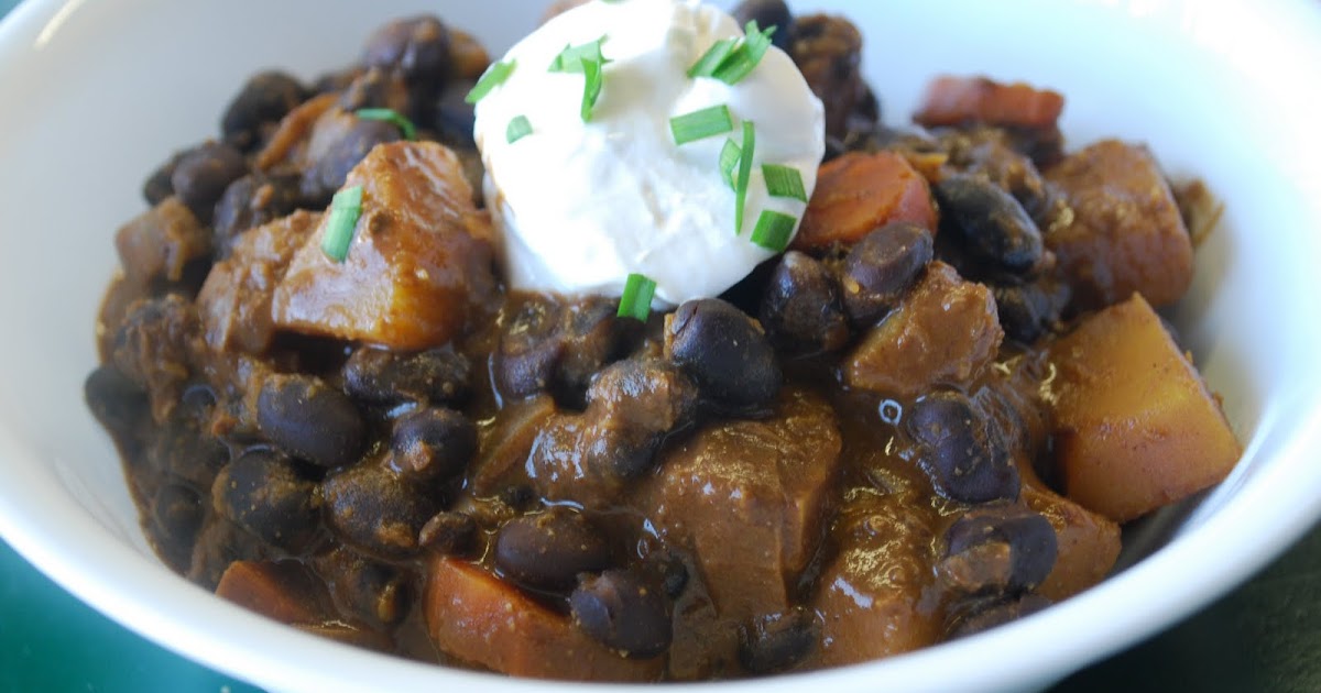 Vegan Crunk Holy Mole Chili!