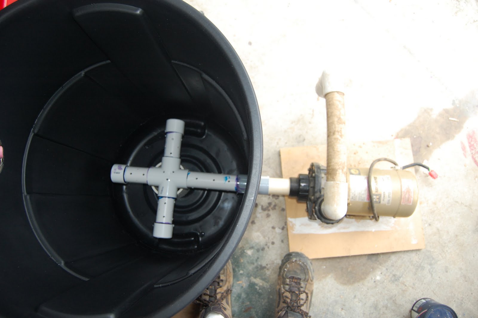 HOW TO MAKE A CHEAP HOMEMADE KOI POND SKIMMER