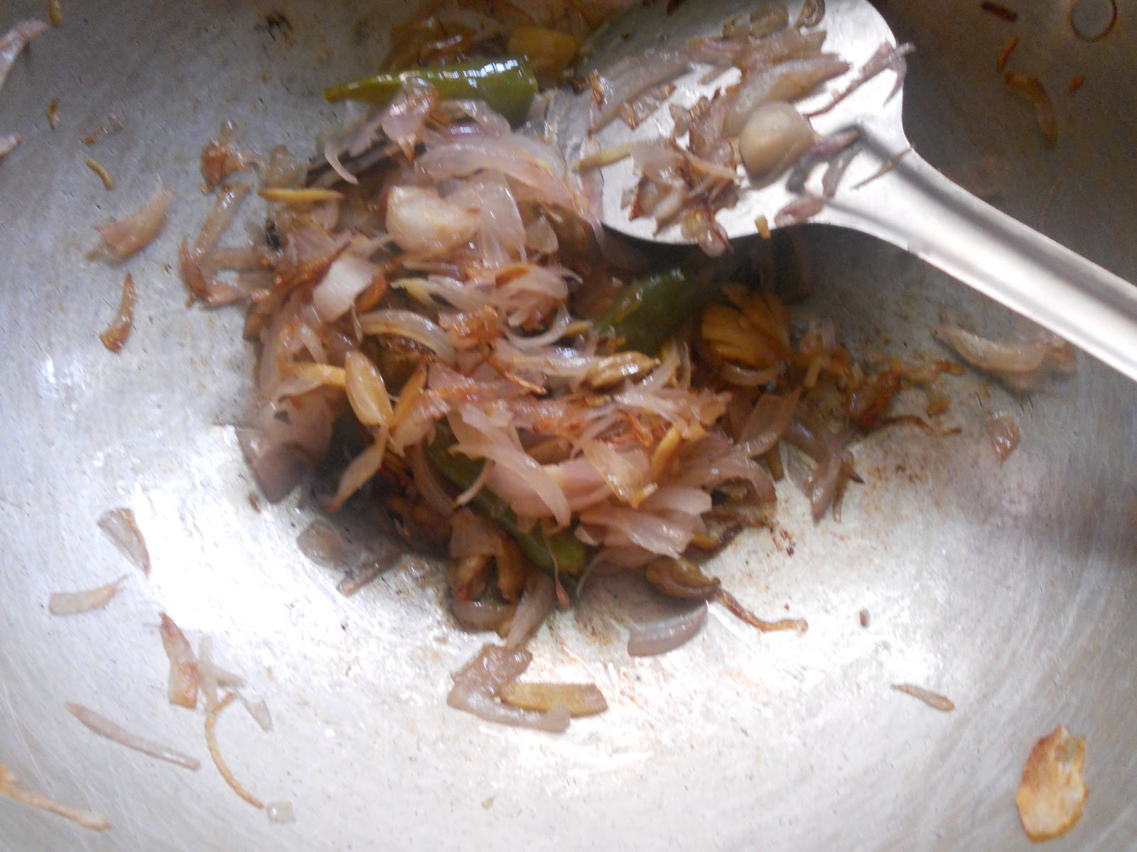 Chicken mappas (chicken curry in coconut milk) Stepbystep method