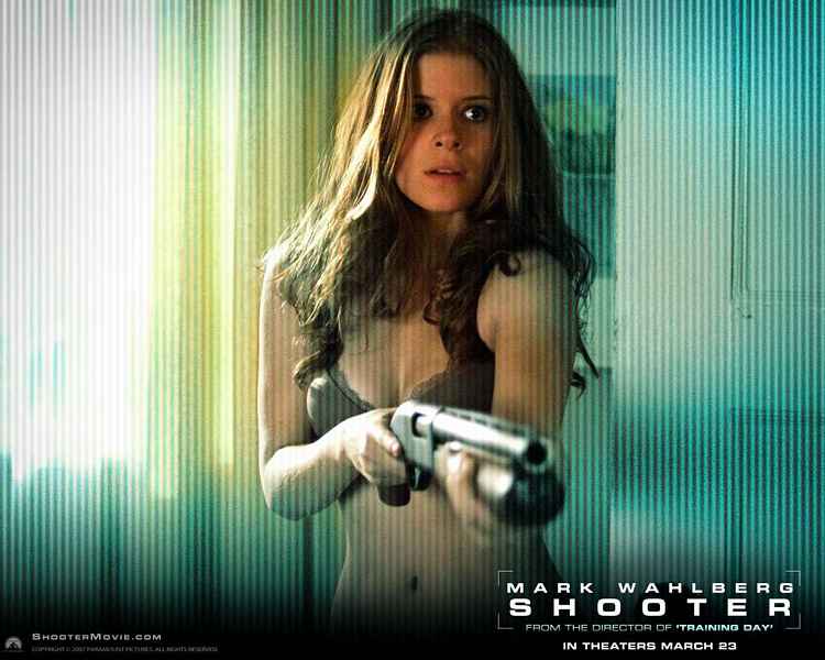 Shooter babe Kate Mara was