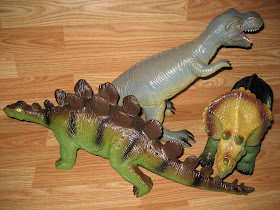 animal planet foam triceratops