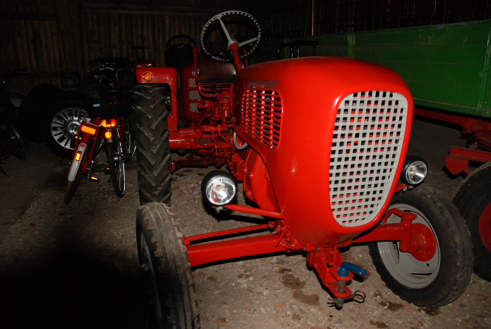 OLD TRACTORS FOR SALE