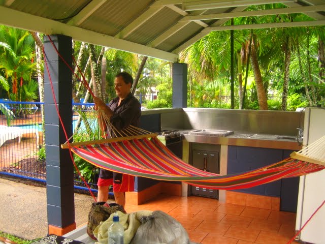 putting up the hammock