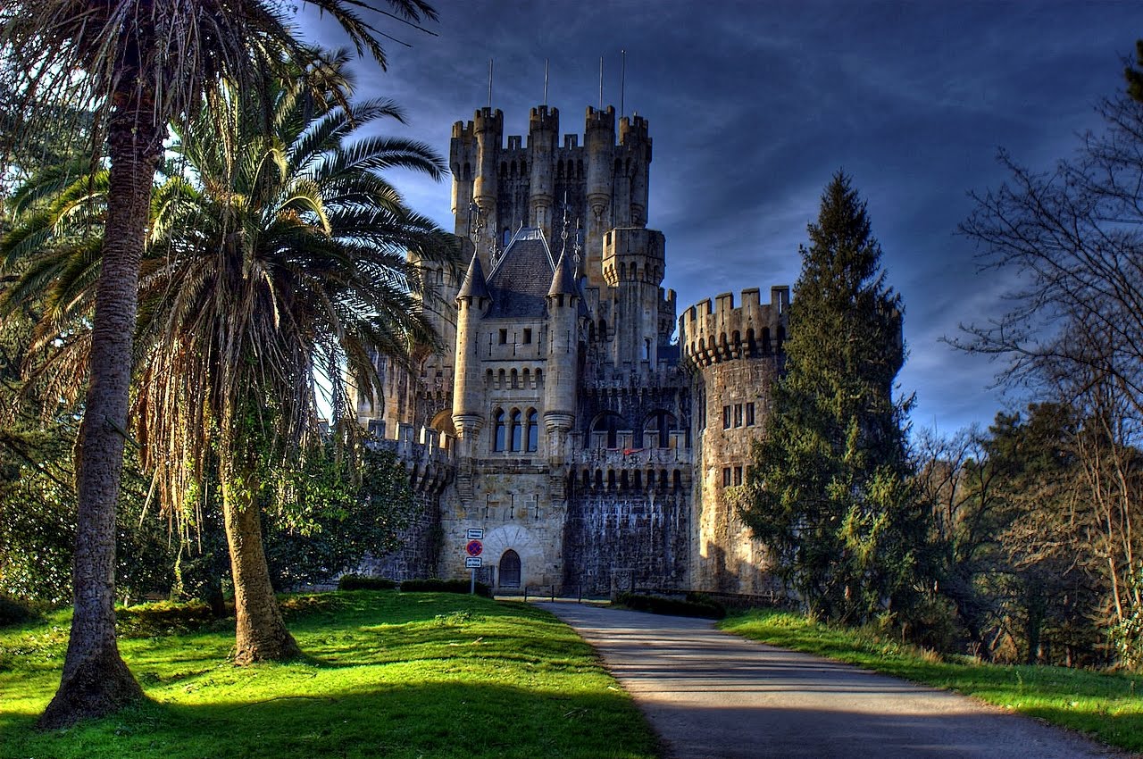 Castillo de Vampiros Castillo+de+butr%C3%B3n+Bilbao