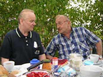 [MichaDieter01(S).jpg]