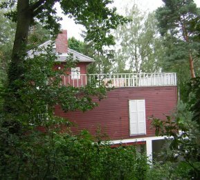 [EinsteinHaus02s.jpg]