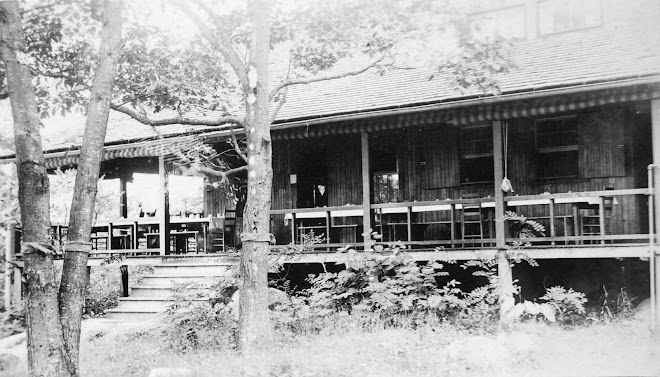 Porch view 1915