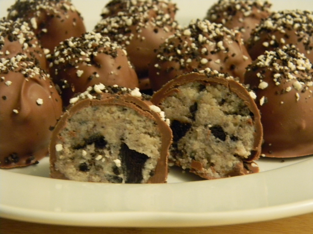 Brandy’s Creations Cookies and Cream Cake Truffles