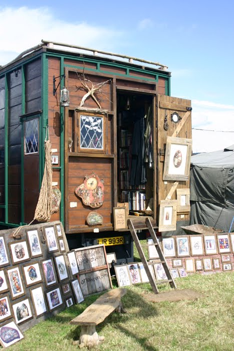 [hermitage+display.jpg]