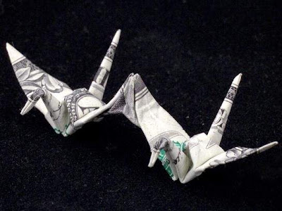 Seni Origami Dengan Uang Dollar