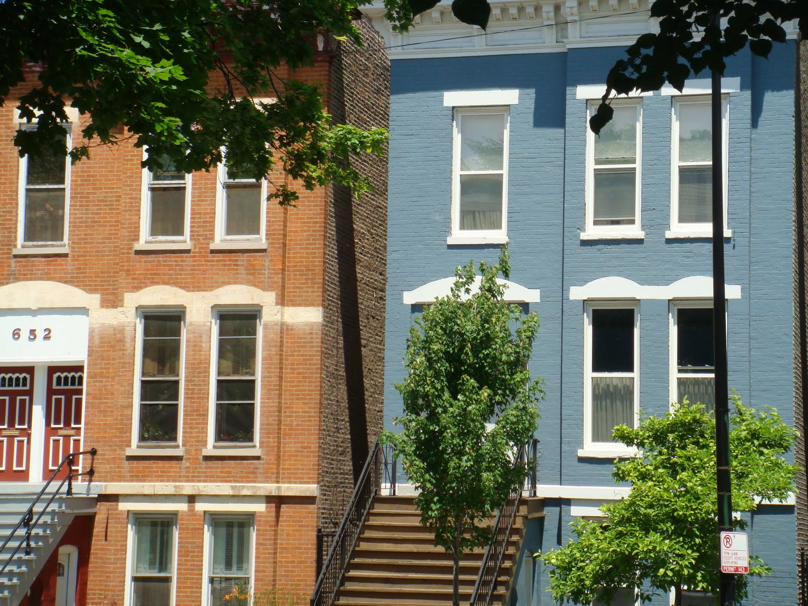 The Chicago Real Estate Local Singing the multiunit blues in Lincoln Park