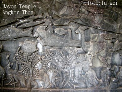 [Tonle+Sap+Bayon.JPG]