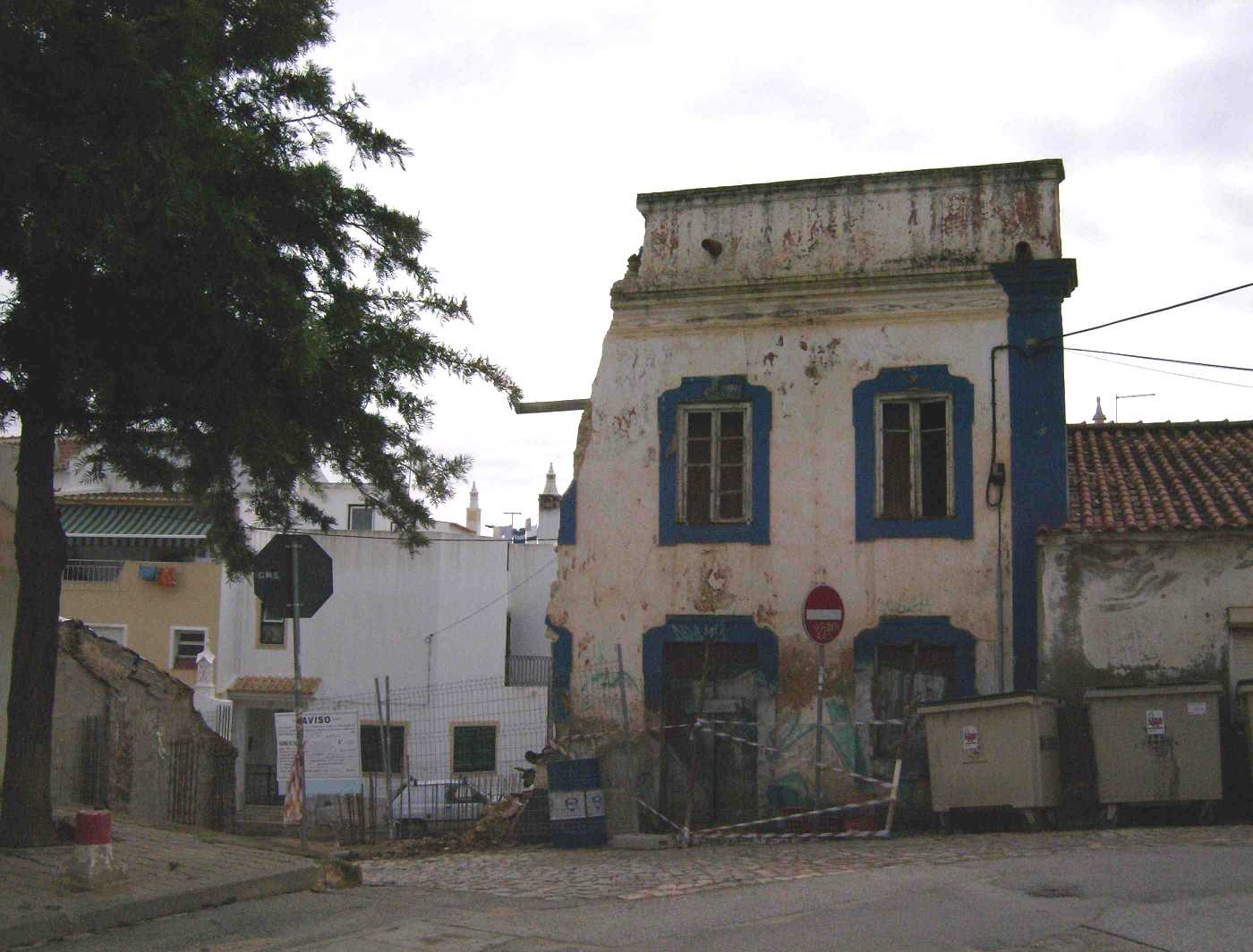 [Edificio+em+Derrocada1.jpg]