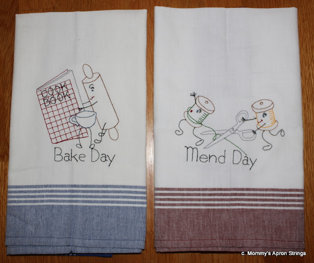 Mommy's Apron Strings Vintage Kitchen Towels