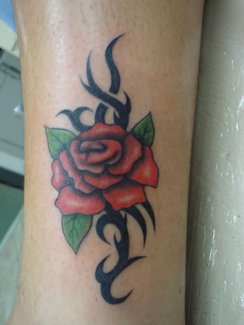 rosa tattoo by: yoli · rosa tattoo by: yoli