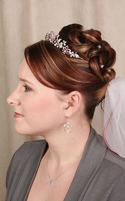 bridal hairstyles with bangs