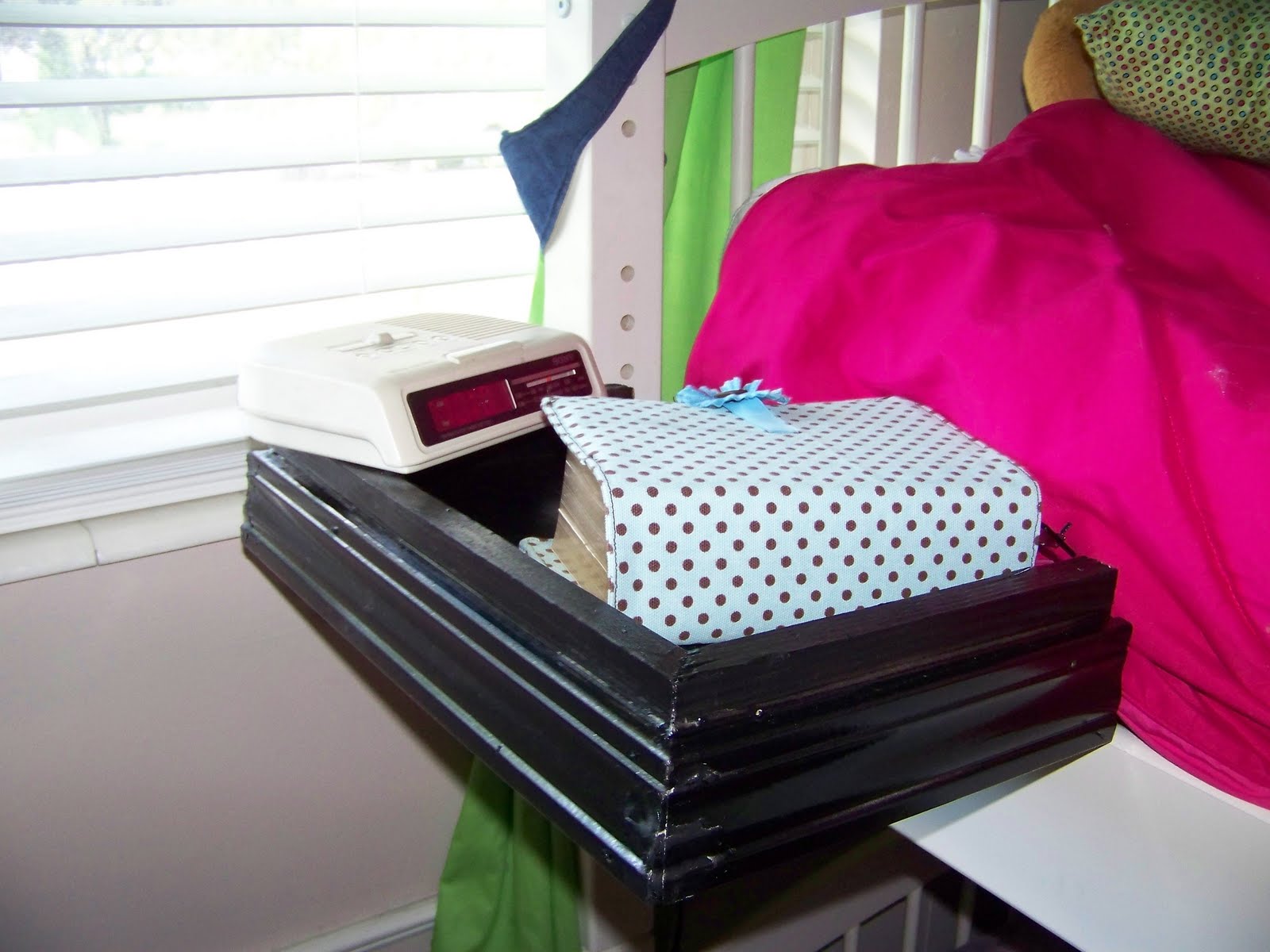 HOLM Made Bunk Bed Shelf