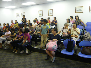 Front view of Seah's Spices kitchen viewing gallery