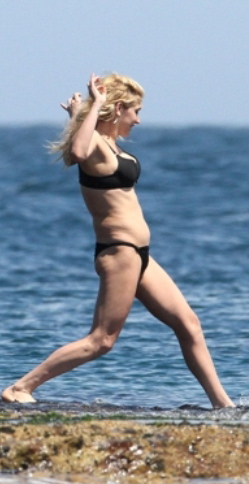 When I saw these pics of Kesha's bikini body I started having awful 